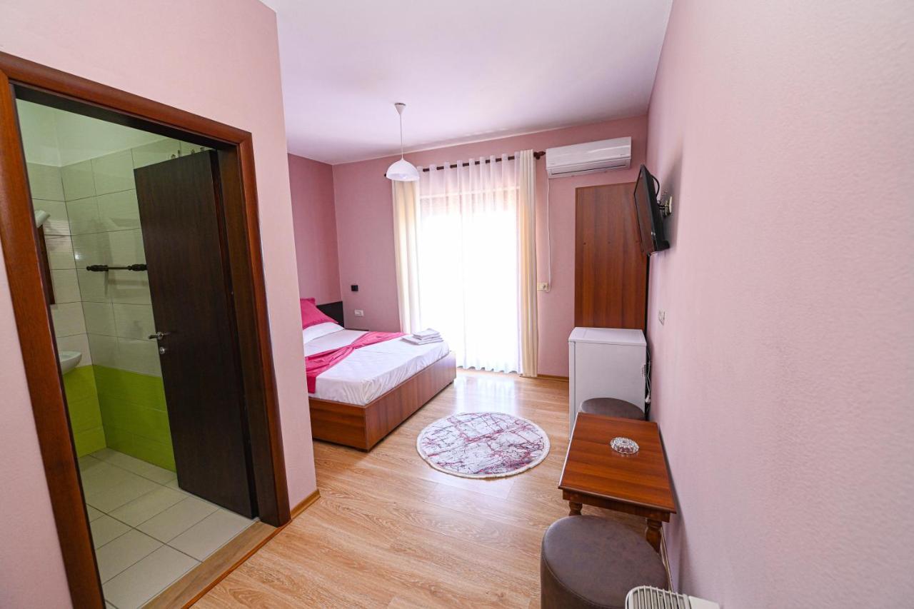 Hotel Epoka Shkoder Exterior photo